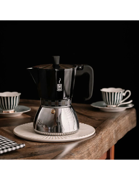 Cafetera italiana negra 3 tazas modelo Deluxe BRA